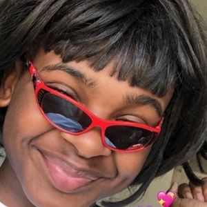 Meet your Posher, Aurora